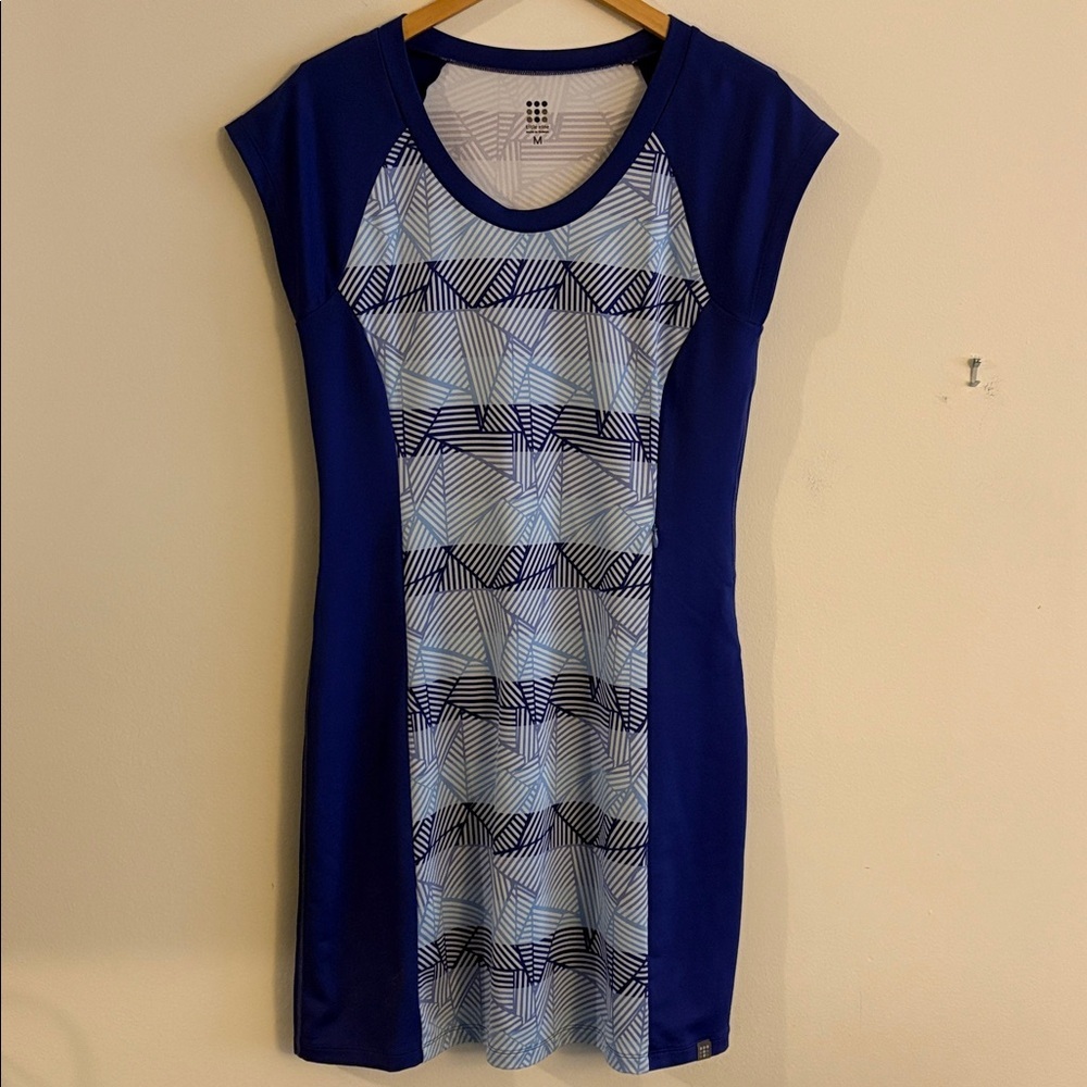 Title nine Scoop Neck Colorblock Sleeveless Dress Size Medium Women’s Active